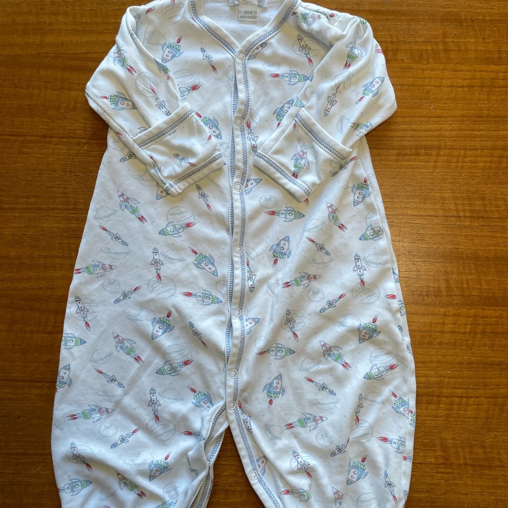 Kissy Kissy convertible sleeper gown.